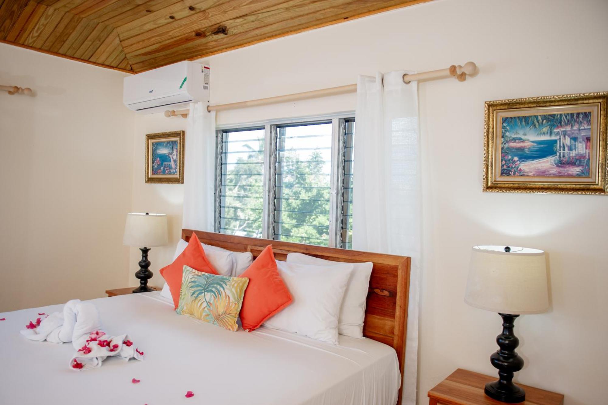 Beyond Sunset Resort & Villas Treasure Beach Ngoại thất bức ảnh