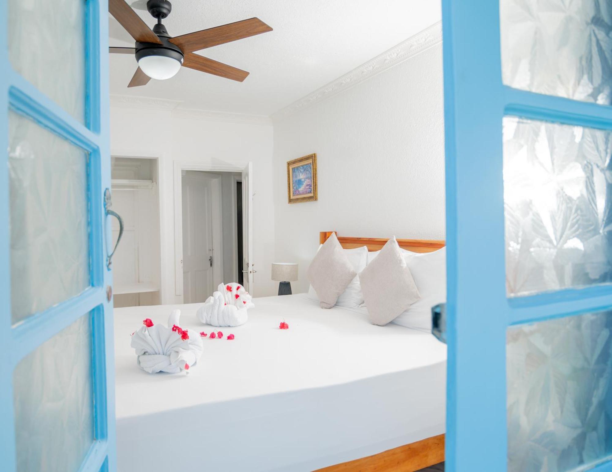 Beyond Sunset Resort & Villas Treasure Beach Ngoại thất bức ảnh
